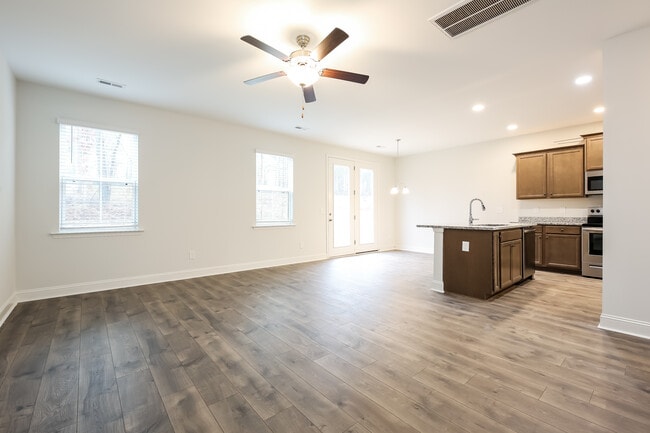 Photo - 127 Renwood Rd