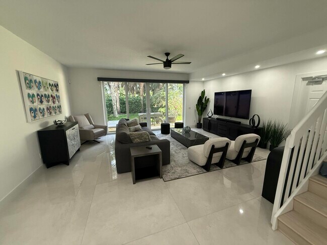 Photo - 500 Capistrano Dr