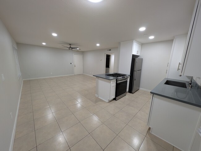 Building Photo - 7101 Westview Pl