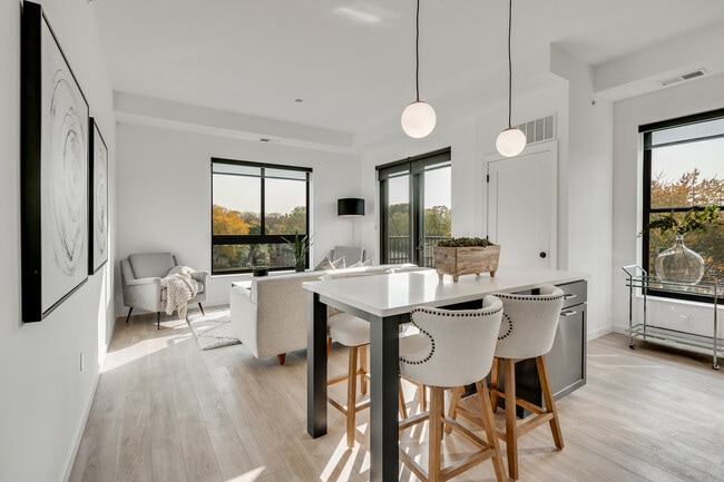 Photo - Linden Flats