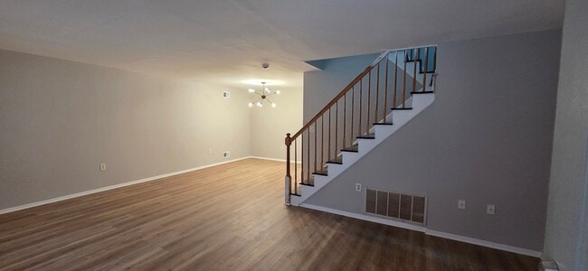 Photo - Gorgeous 3-Bedroom End-Unit Townhouse in North Brunswick – Prime Location!