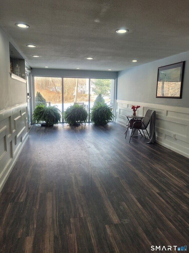 Photo - 70 Farmington Ave Unit 1T