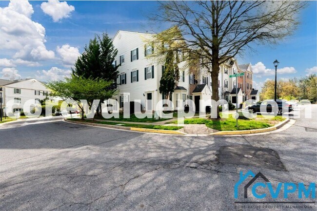 Photo - 2001 Travis Point Ct