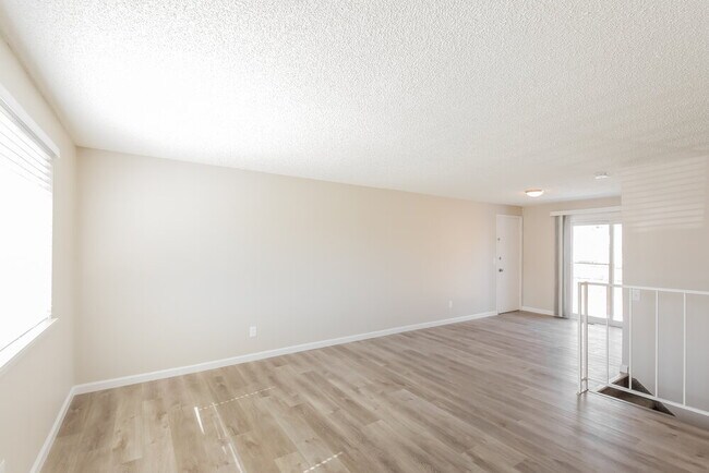 Photo - 4089 E 118th Ave