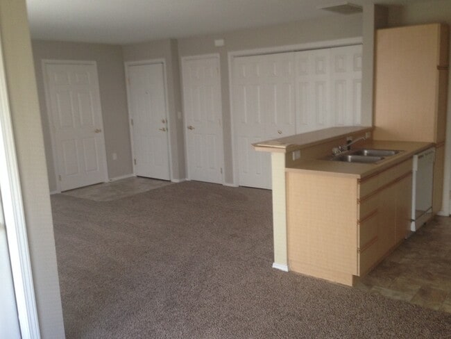 Photo - 121 N Avenger Ln Unit # 102