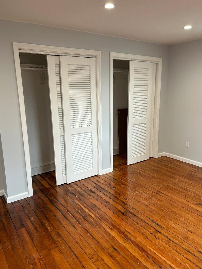 Photo - 35 3rd Ave Apartment