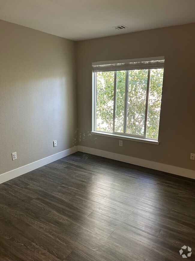 Building Photo - 6570 Cotton Wood Cir Unit #G Rental