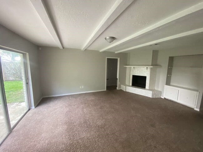 Photo - 16631 Blackhawk Blvd