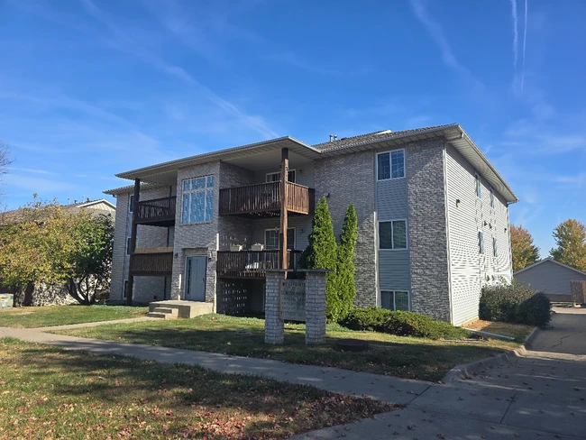 front entrance, on bus station - 74 Westside Dr Condo Unit 74