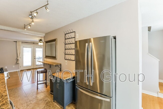 Photo - 1026 N New Jersey St