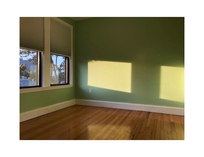 Photo - 40 Rockview St Unit 5