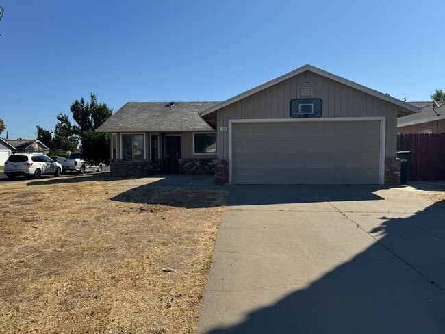 Three Bed, Two Bath Home on a Corner Lot - Three Bed, Two Bath Home on a Corner Lot