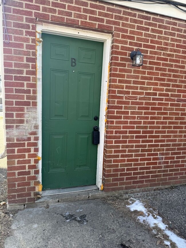 Photo - 3305 Roosevelt Blvd Unit B