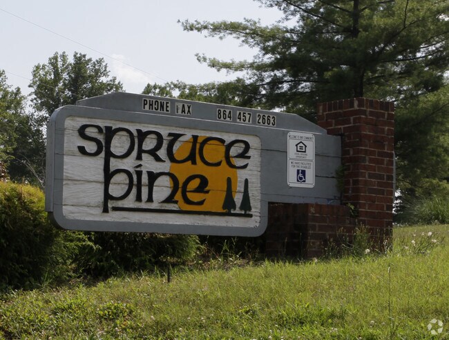 Photo - Spruce Pines Apartments