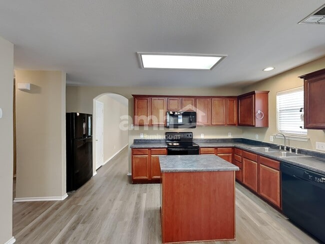 109 Cowboy Trail