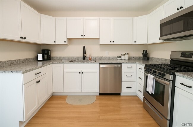 Photo - 420 Spruce St