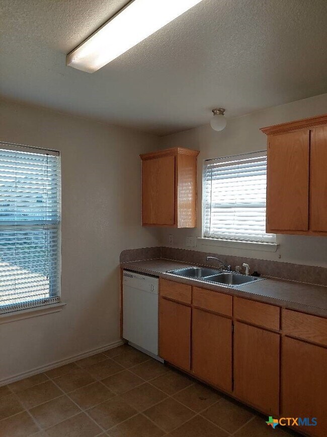 Photo - 3902 Bolivar Dr