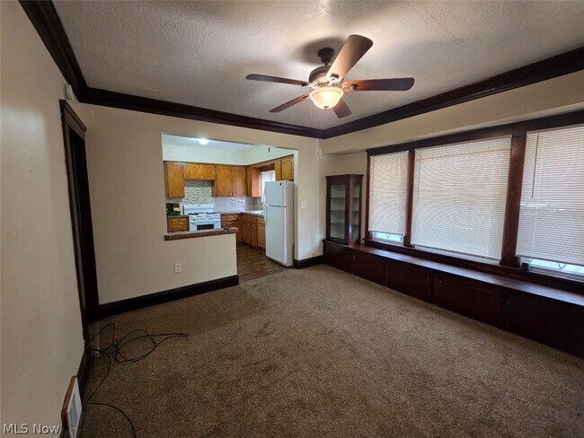 Photo - 4100 Mapledale Ave Unidad #2