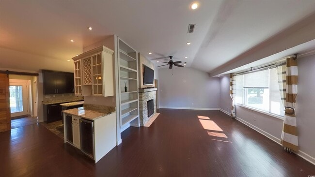 Photo - 710 Yucca Ave