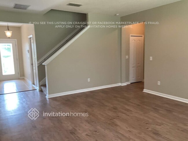 Photo - 161 Woodfield Ln