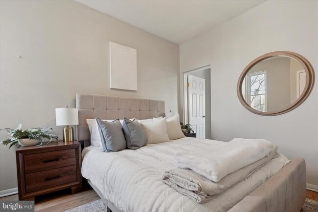 Photo - 3098 Aramingo Ave
