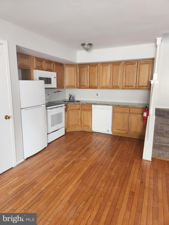 Photo - 5004 Tracy Ct