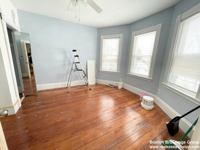 Photo - 67 Roseclair St