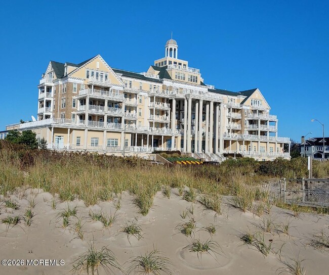 Building Photo - 700 Ocean Ave N