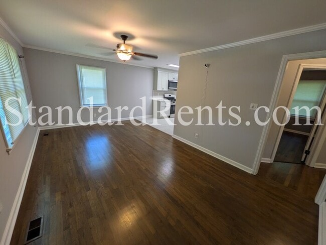 Photo - 934 Dell Ave SE