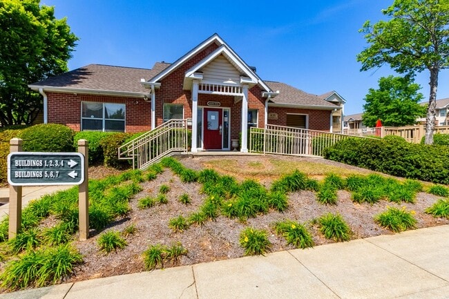 Photo - 835 Oglethorpe Ave SW