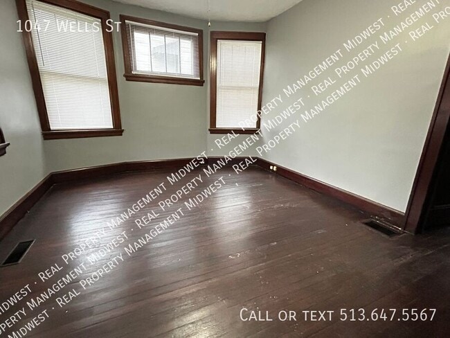 Photo - 1047 Wells St