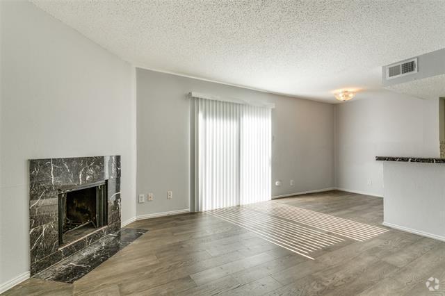 Building Photo - 4044 Buena Vista St Unit 206 Rental