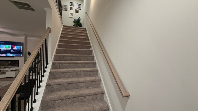 Photo - 3840 Pressley Ln