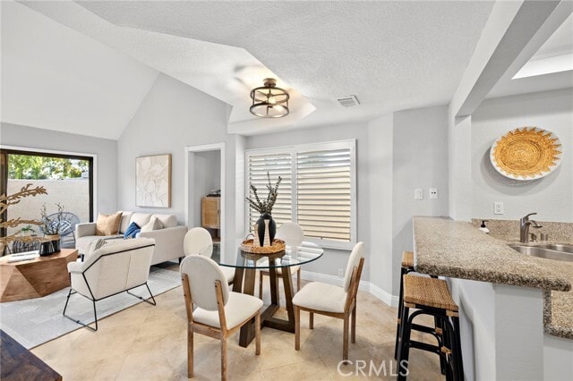 Photo - 91 Martinique St Unit 300