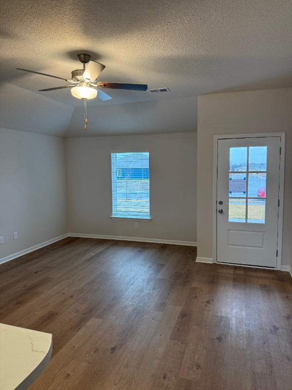 Photo - 893 N Buckeye St