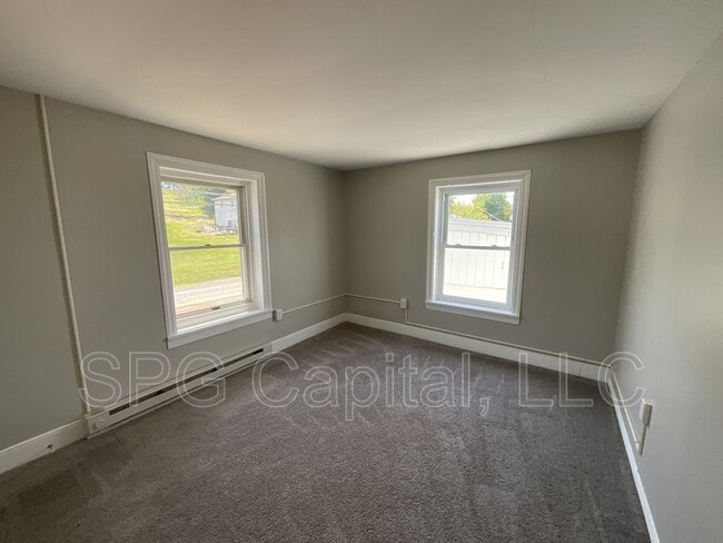 Photo - 1857 Walnut Bottom Rd
