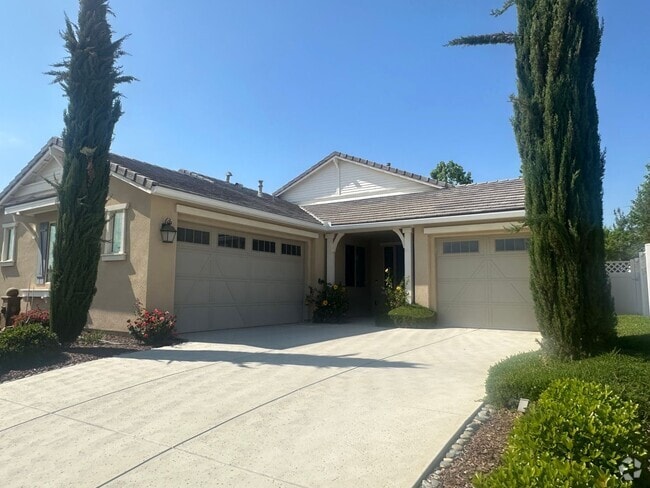 Building Photo - Seven Oaks Highgate Gated Community - READ... Rental