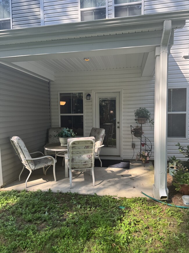 Photo - 8032 Reagan Way