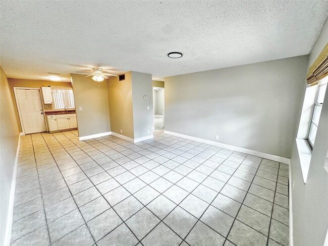 Photo - 1841 SW 22nd St Unit 1-2