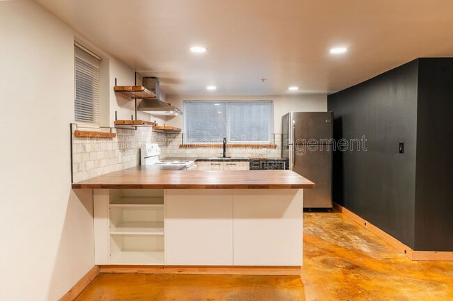 Photo - 1815 NW Hoyt St Unit 1