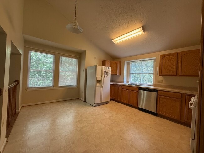 Photo - 45586 Curley Ct