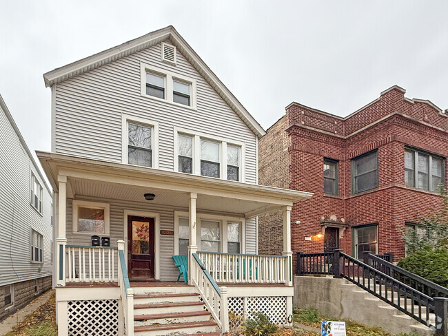 Building Photo - 4124 N Maplewood Ave Rental