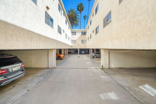 Gated parking in complex - 1518 Euclid St