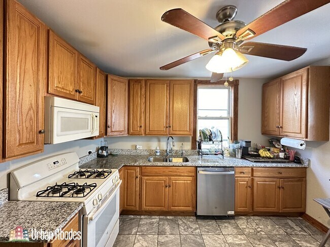 Photo - 3532 N Elston Ave Unit A00C