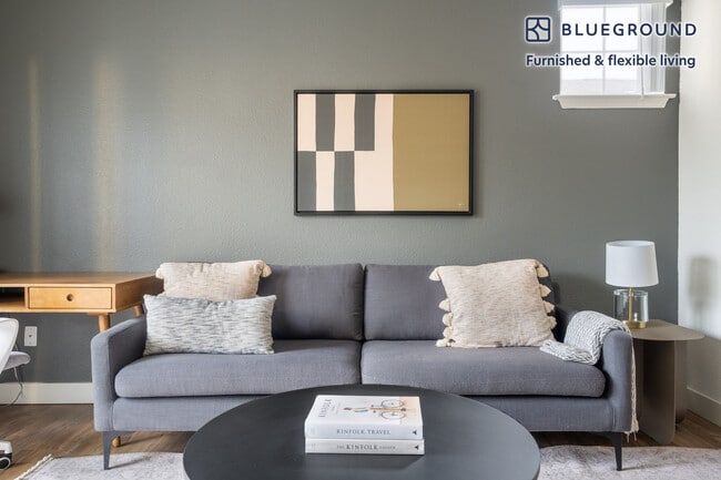 Photo - 1259 Lakeside Dr Unit FL3-ID1330