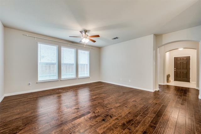 Photo - 2028 Barx Dr