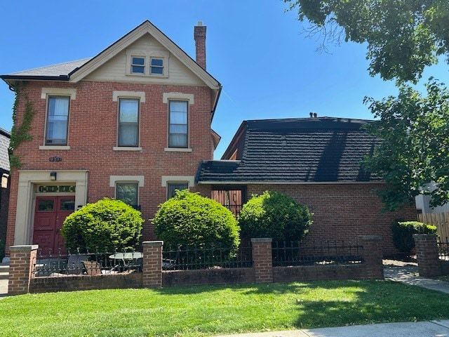 Building Photo - 1360 Highland St Unit Apt F