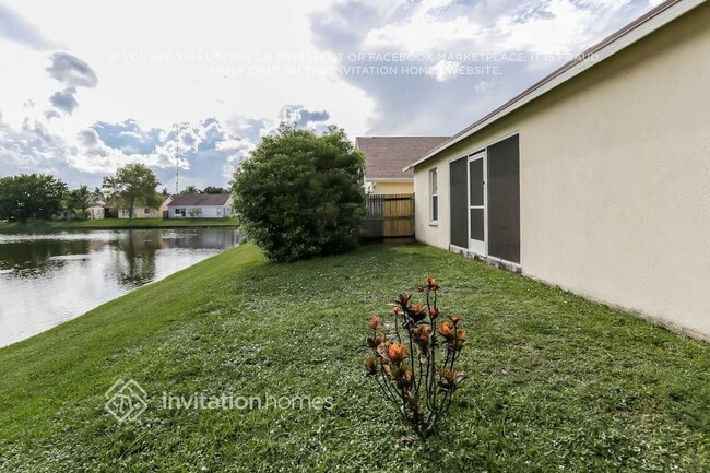 Photo - 5040 Foxhall Dr N