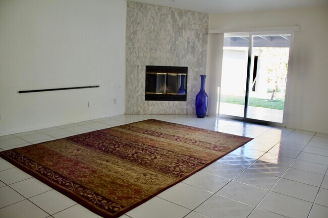 Photo - 30650 Avenida Del Yermo
