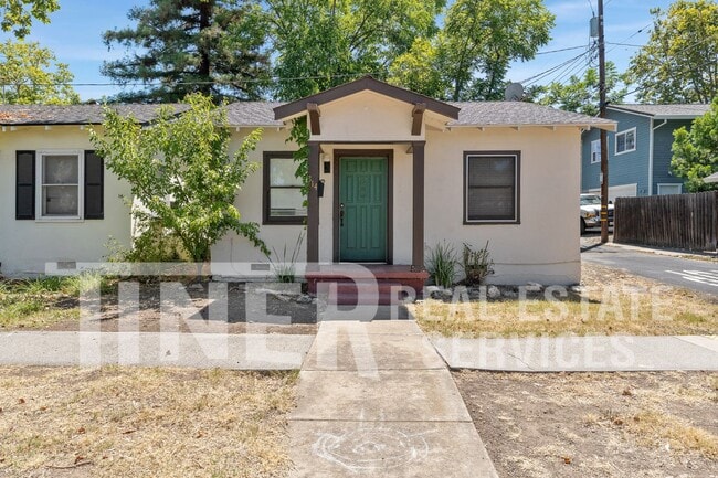 Building Photo - 314 Los Vegas Ave